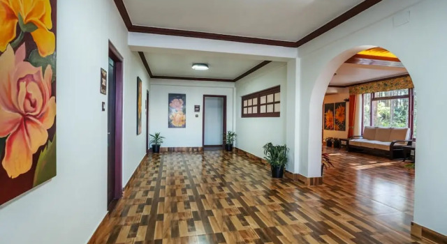 Summit Sherpa Mountain Inn, Réserver Hôtel Hôtels pas chers à Kalimpong