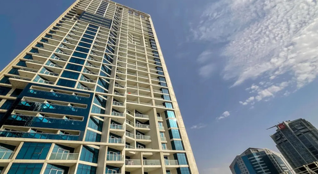 Canal view Studio and One Bedroom Apartments, Damac Maison Prive by TSHH, Забронировать Апартаменты/квартира Отели Эмирата Дубая с бассейном, рядом с Al Wajeha Al Maeyah Marine Transport Station, Бассейн