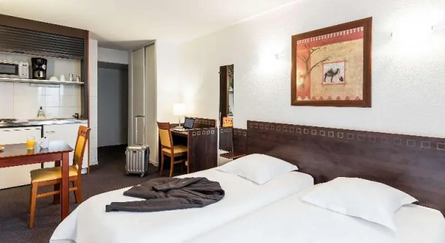 Студия с балконом Aparthotel Adagio Access Toulouse Jolimont