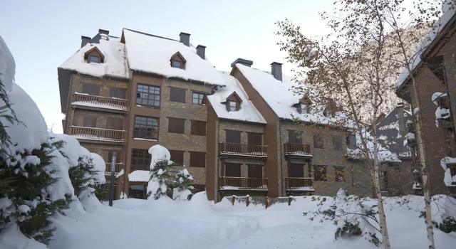 Val de Ruda Luxe 28 by FeelFree Rentals, Забронировать Отель Бизнес-отели Наут-Аран, 4* 5*