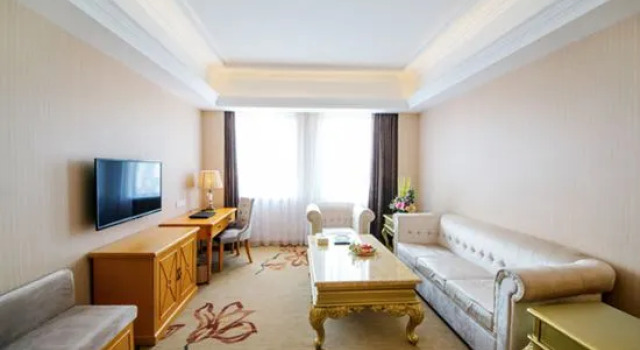 Семейный люкс Vienna Hotel Guilin Wanfu Square