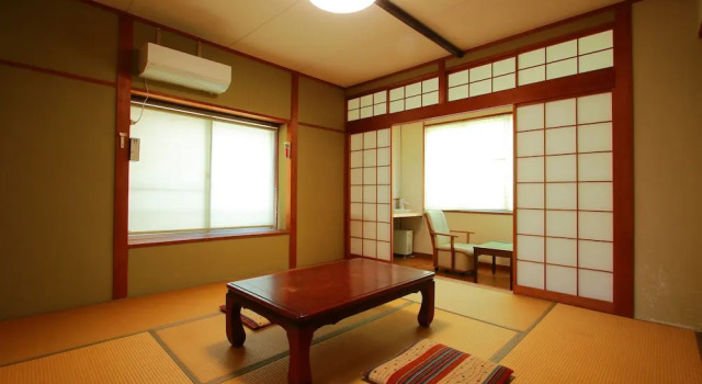 Трёхместный номер Standard Family Ryokan Kawakyu with Showa Retro, private hot spring