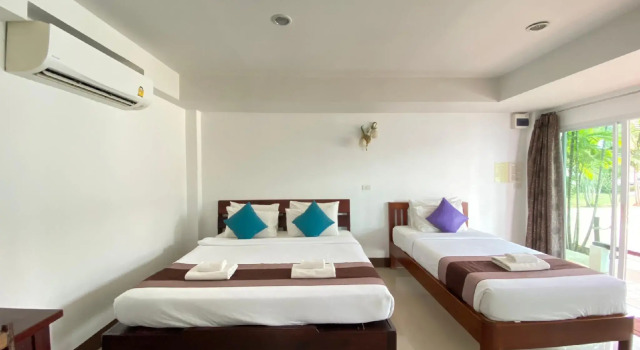 Rattana Pura Beach Resort, Забронировать Курортный отель Кхлонг Кхут 