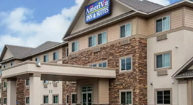 AmeriVu Inn and Suites - Chisago City, Varaa Hotelli Hotellit Minnesota pysäköinnillä, Pysäköinti