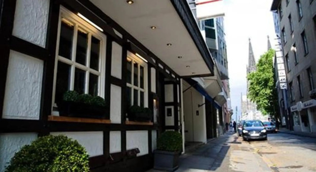 Dom Hotel Am Romerbrunnen, Prenota Hotel Altstadt-Nord Colonia