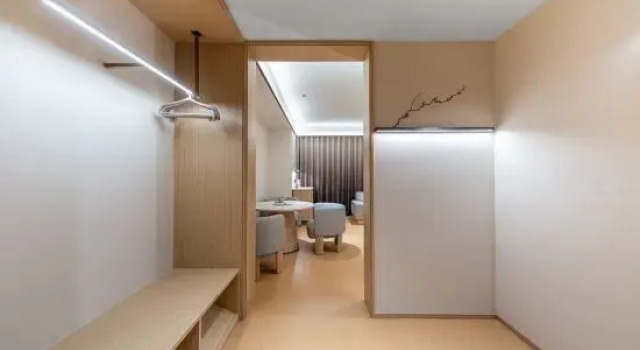 Люкс Business JI Hotel (Qinhuangdao Railway Station Jianshe Street)