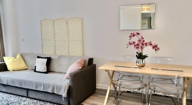 Elite residence Skyline By Your Perfect Stay Short Lets Birmingham, Забронировать Отель Отели Бирмингема с парковкой, рядом с Океанариум «Национальный центр морской жизни», Парковка