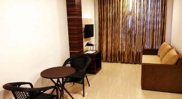 Люкс Standard Hotel Royal Orbit