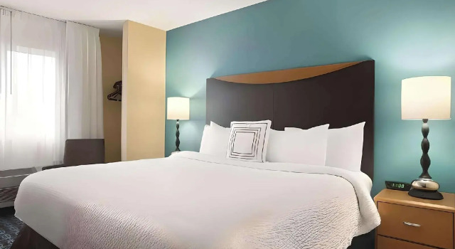 Dubuque Inn & Suites, Rezervasyon Otel Dubuque Iowa