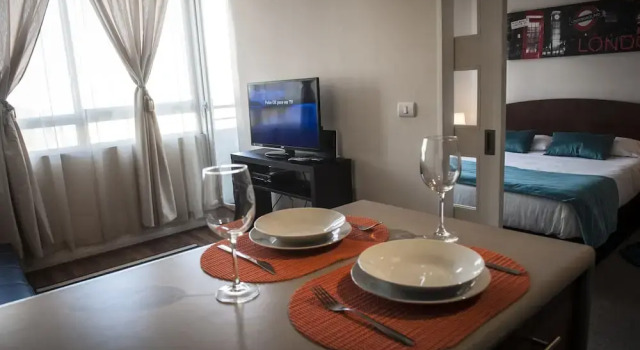 Acero Apartment, Забронировать Апартаменты/квартира Отели Сантьяго с бассейном, рядом с Муниципальный театр Сантьяго, Бассейн