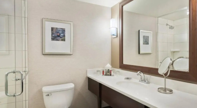 Номер Executive Columbus Airport Marriott