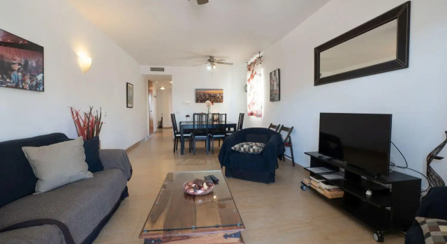 Plaza España, Paseo Nuevo 2B2D Menyber