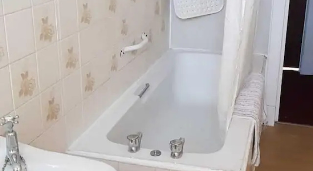 Одноместный номер Budget LSO Guest House