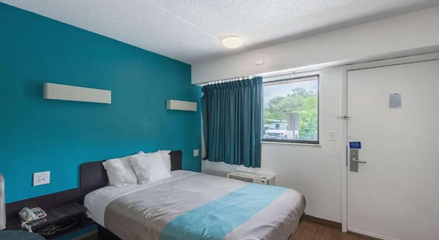Двухместный номер Standard Motel 6-Overland Park, KS