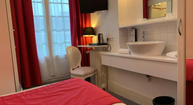 Номер Classic Kyriad Saumur Hyper Centre Hôtel, Appartements, Séminaires et SPA soins Sothys Paris