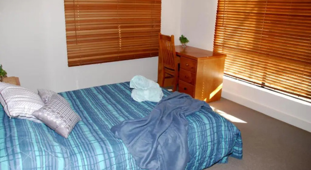 Апартаменты Цокольный этаж с 3 комнатами Amberoo Apartments Tamworth