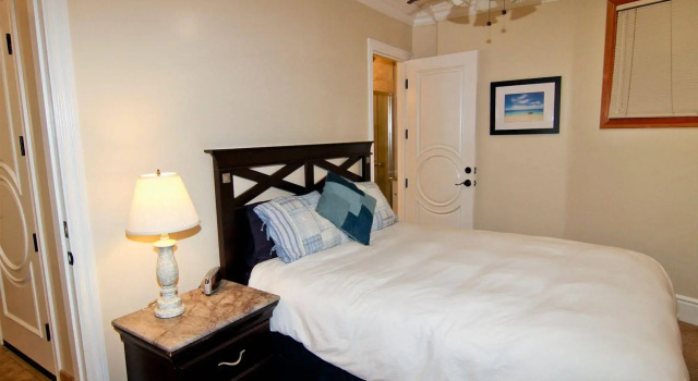 Beachfront Only Vacation Rentals, Забронировать Отель Оушенсайд San Diego County