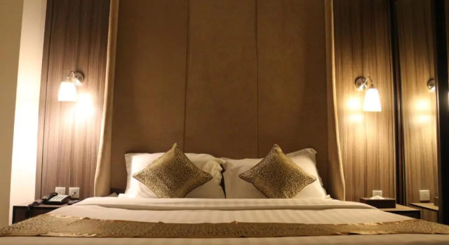 Апартаменты Valencia Hotel Suites