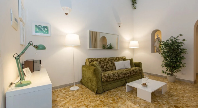 Milazzo Suites, Buchen Sie Pension Rom Latium