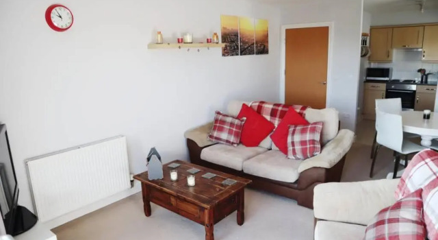 Quiet space next to Gatwick Airport and Town Centre, Забронировать Отель Отели Исторического графства Суссекса с парковкой, Парковка