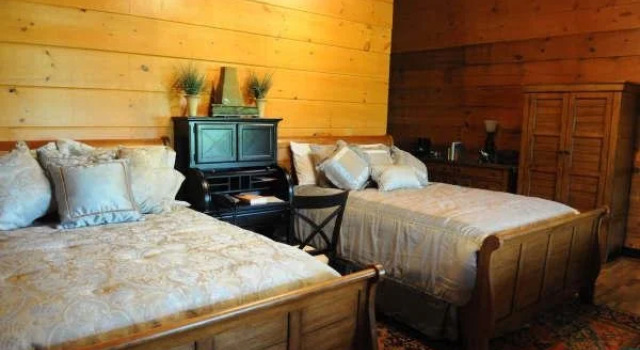 Black Bear Cove Resort, Buchen Sie Resort Benton Tennessee