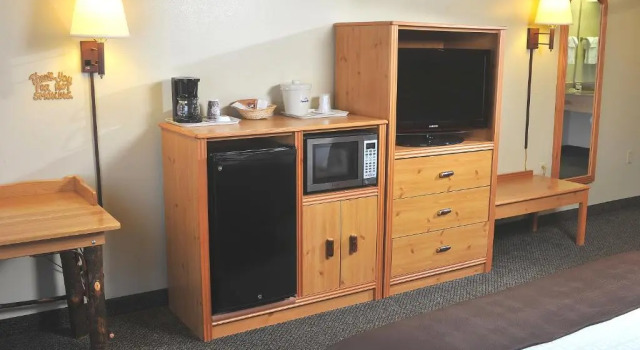 Номер Standard AmericInn by Wyndham Oswego