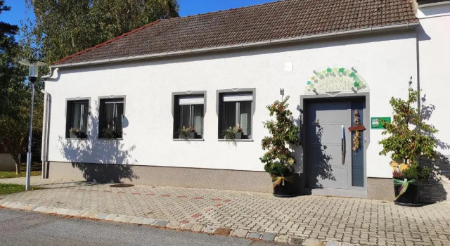 Коттедж Zur Weinlaube