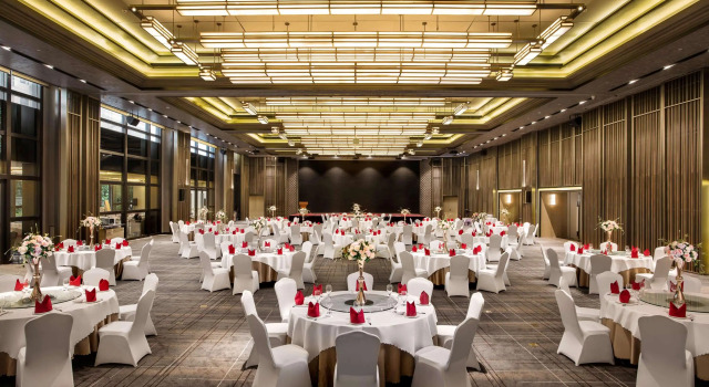 Wyndham Grand Maoming, Book Hotel SPA Hotels in Maoming, SPA