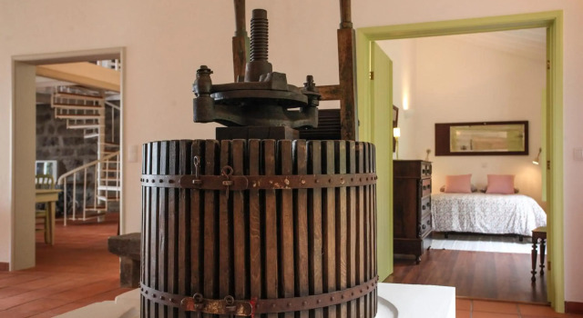 Adega do Mota, Rezervovat Hotel Água de Alto São Miguel