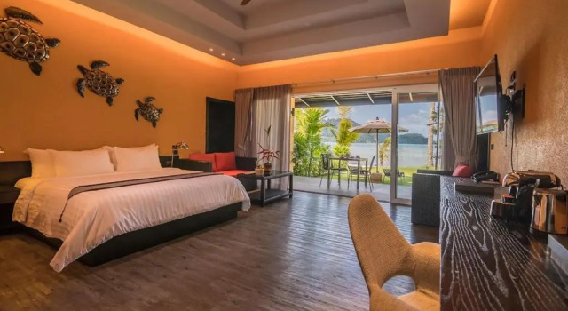 Полулюкс Peninsula Beach Resort