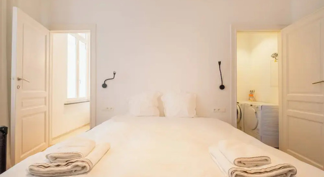 New Apartment Center of Trendy St Gille, Varaa Huoneisto Hotellit Brussels pysäköinnillä, Pysäköinti