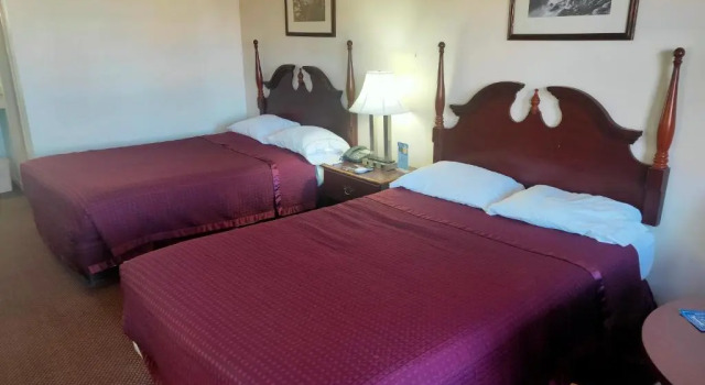 Номер Deluxe El Rancho Motel