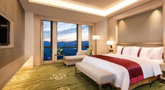 Люкс Standard Chongqing High-Tech Holiday Hotel