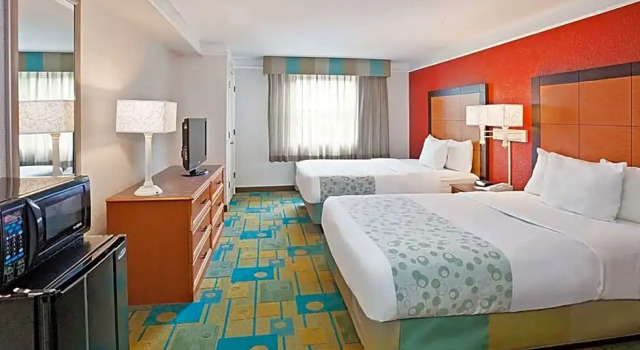 Номер Executive Sleep Inn & Suites Merrillville