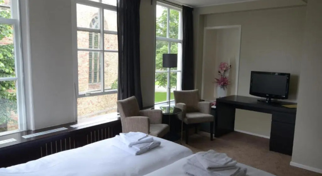 Номер Standard Hotel Grandcafe De Doelen
