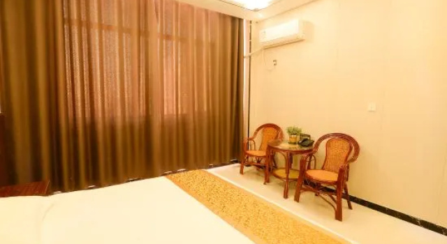 Люкс Phoenix Shuicheng Holiday Hotel