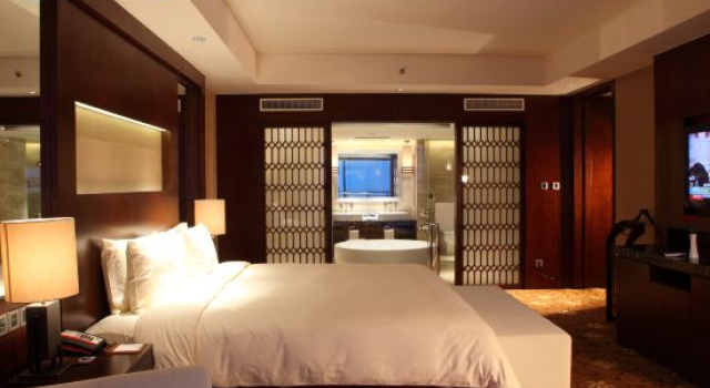 Люкс с балконом и с видом на море Gold Time Hotel