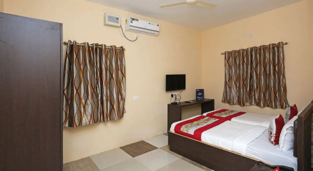 OYO 8858 The Corpz Inn, Prenota Hotel Hotel a Orissa con parcheggio, Parcheggio