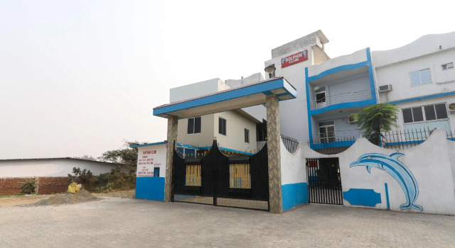 Collection O 78417 Dolphin Club & Resort, Book Ferieresort Hoteller i Jamshedpur med pool, Swimmingpool