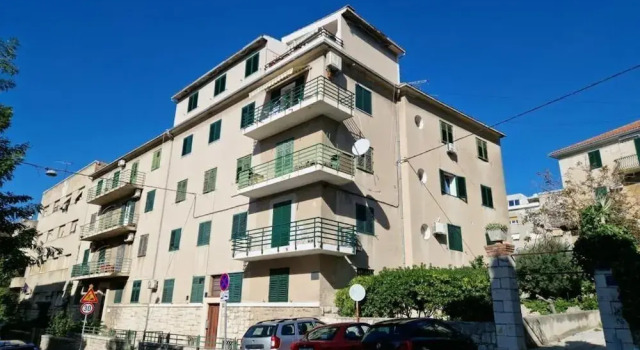 Apartment and Room Columbo