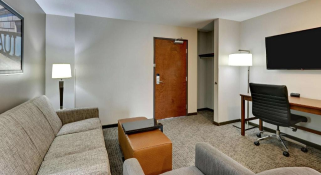 Люкс Drury Plaza Hotel St. Paul Downtown
