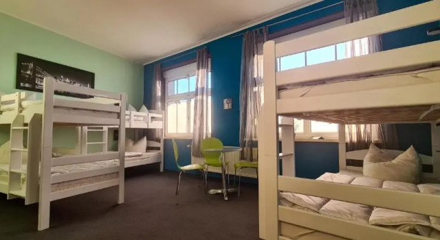 Кровать в общем номере Harz Hostel