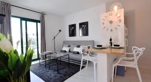 Holyhome Apartment 305, Забронировать Апартаменты/квартира Отели Канарских островов с бассейном, Бассейн