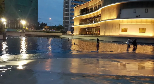 Maui Condotel @ Azure Urban Resort Residence, Забронировать Курортный отель Паранак 
