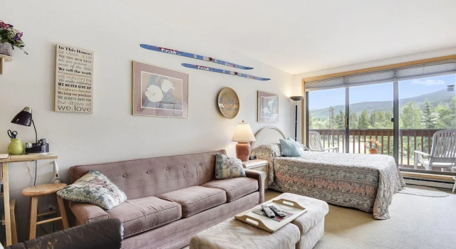 Cedar Lodge 221 Condo by Redawning