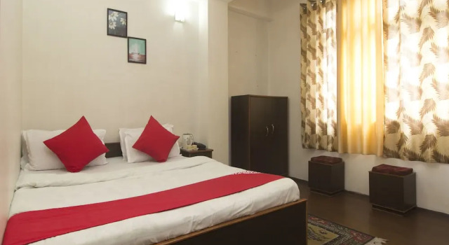 OYO 13476 Gyantse Hotel, Book Hotel Hotels in Sikkim with Parking, Parking