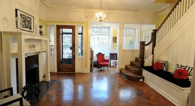 Serenity at Home Guest House, Забронировать Гостевой дом Отели в центре Бруклина с завтраком, отели в центре Бруклина с завтраком