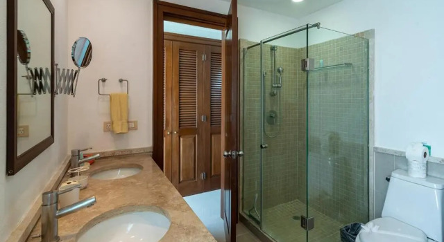 Апартаменты Quiet, Breezy Condo Near 5th Avenue And the Beach - Xaman 201