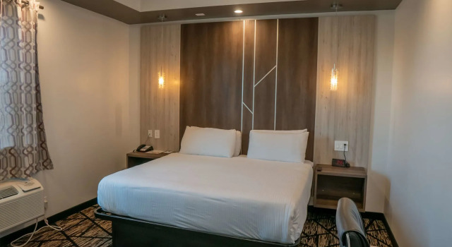 SureStay Hotel by Best Western Houston Southeast, Buchen Sie Hotel South Houston Texas
