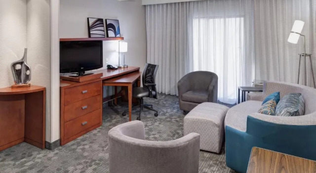 Люкс Courtyard by Marriott Birmingham Trussville